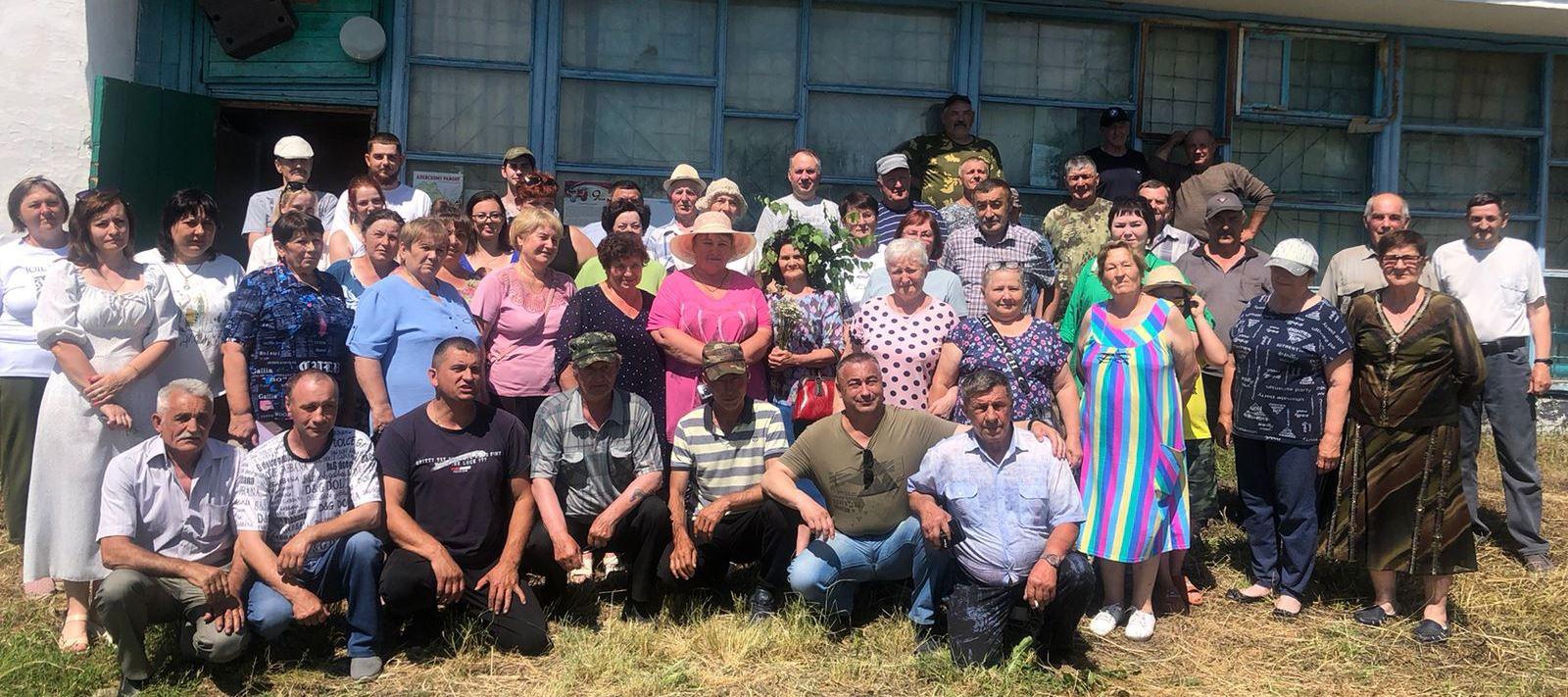 В рамках конкурса - фестиваля «Юбилейный тур», посвященного 100 – летию со дня образования Алейского района, в поселке Дубровский Кировского сельсовета 23 июня прошел праздник «Люблю тебя, село родное!»..