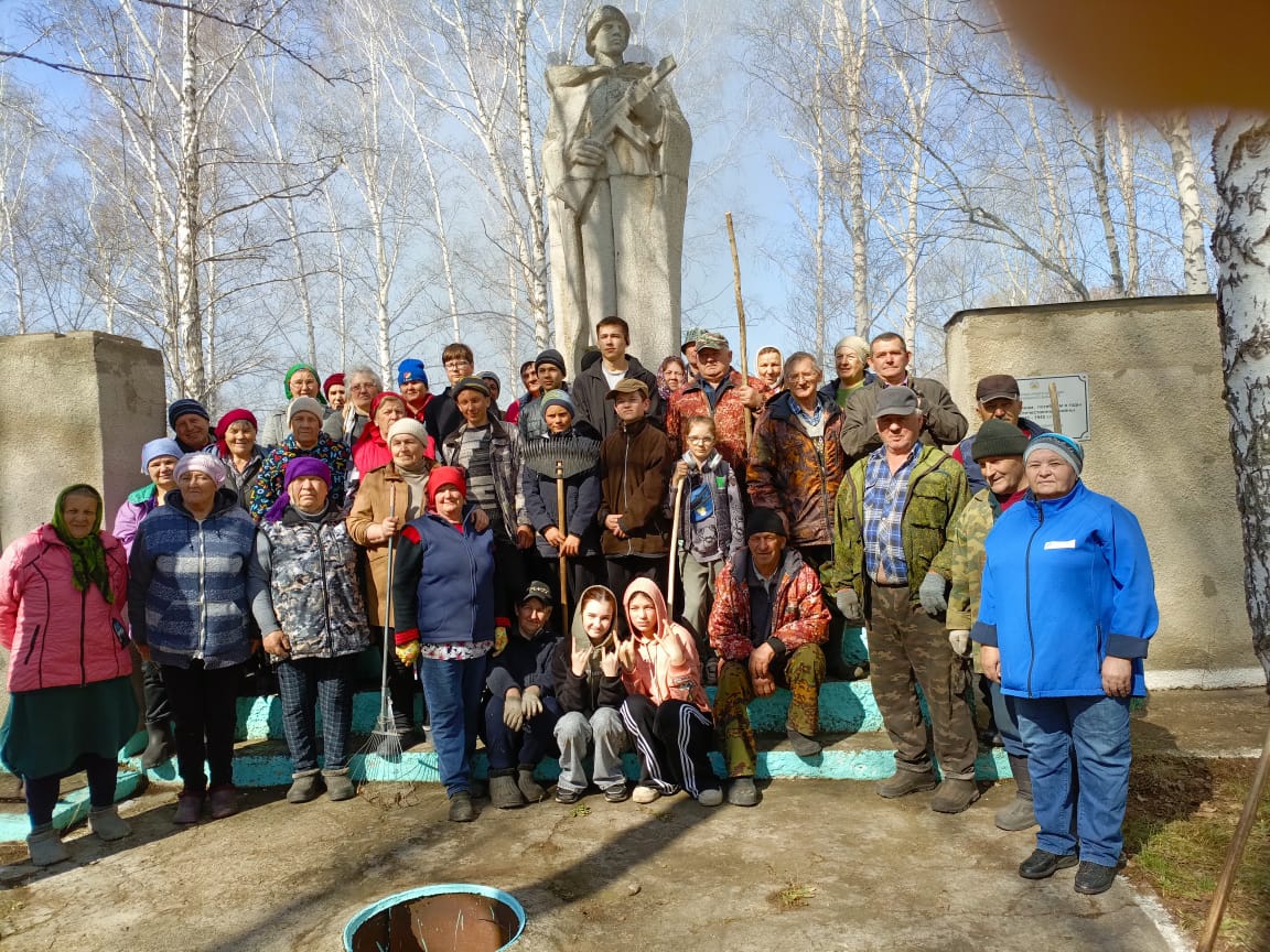 В Совхозном сельсовете продолжается работа по благоустройству и уборке территории..